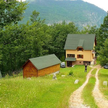 Guest House Tara Canyon ปิเลฟเลีย ภายนอก รูปภาพ